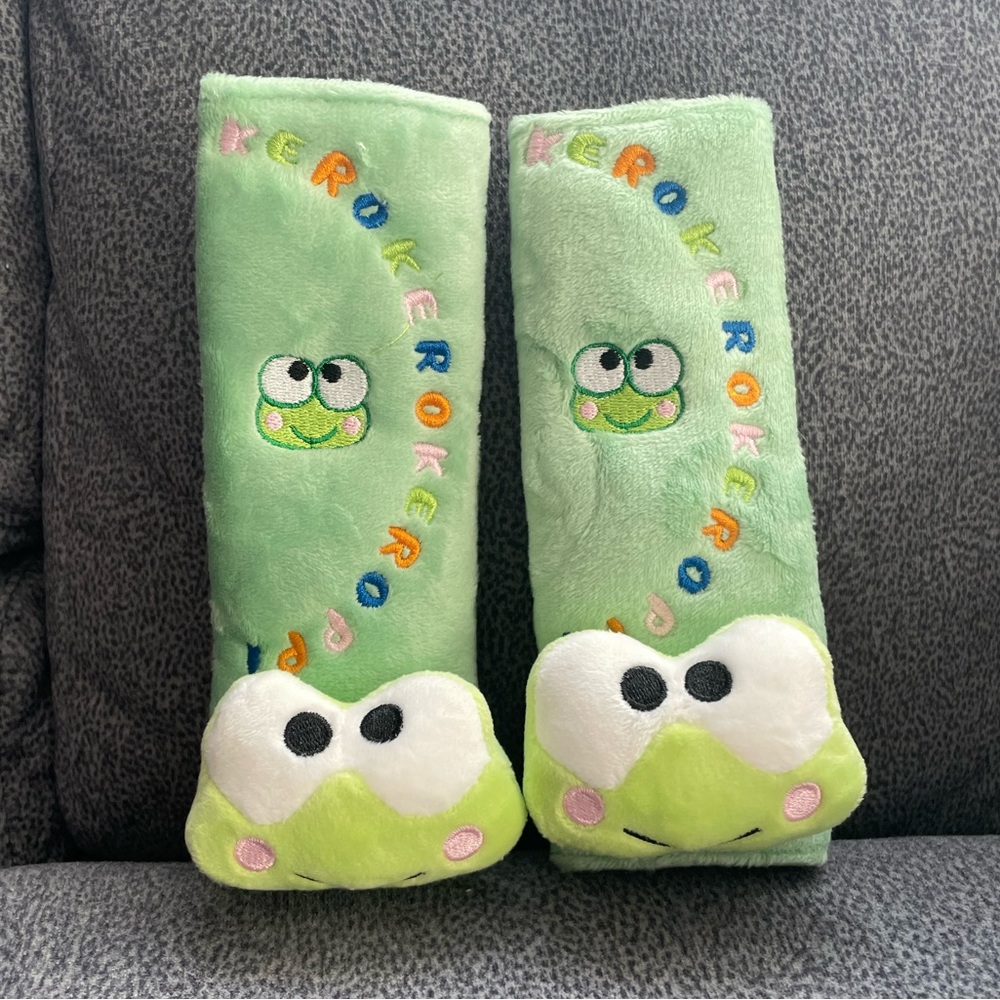 Keroppi Seatbelt Covers Set